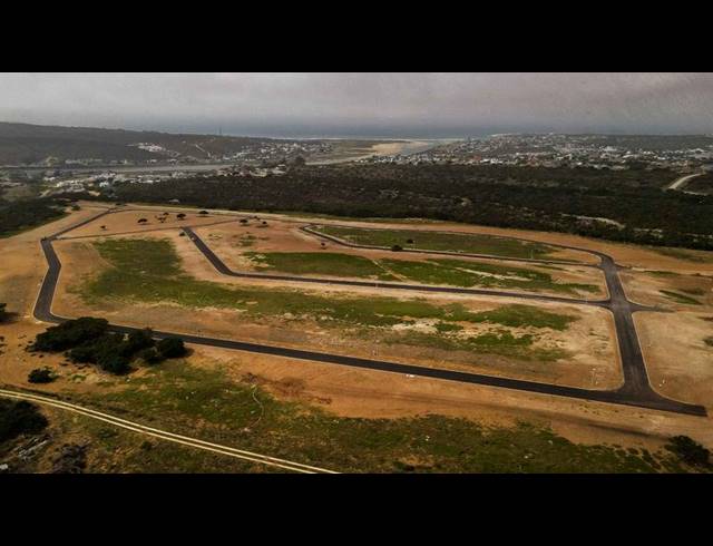 LAND FOR SALE IN STILBAAI-WES